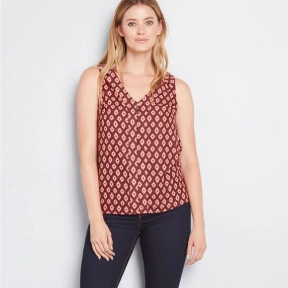 Modcloth Burgundy Lapel Collar Tank Top Blouse Size Large - Picture 1 of 11